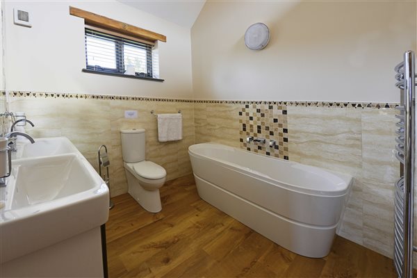 Master Ensuite